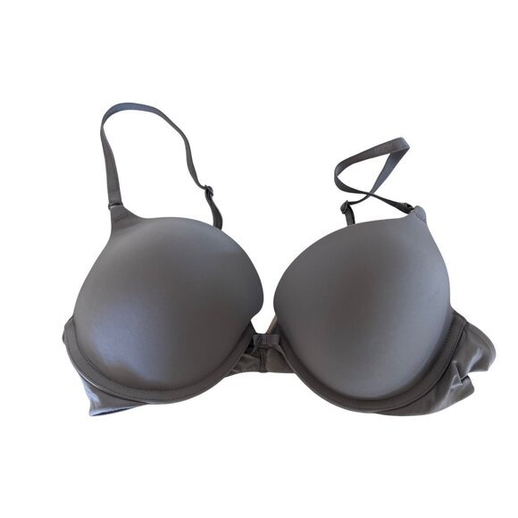 Victorias Secret Bundle of 2 Push-Up Bras - Picture 2 of 7